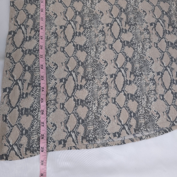 American Eagle Outfitters Animal Print Pencil Midi Skirt Size M - Picture 8 of 13